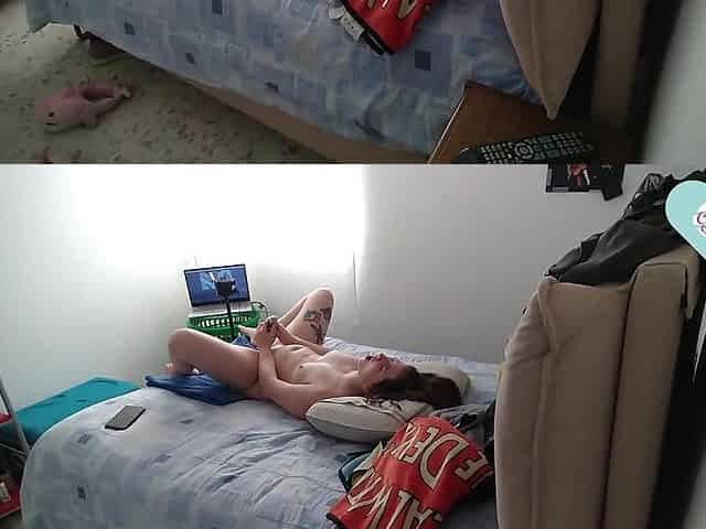 I Caught My Stepsister Masturbating so I Fucked Her Until She Squirts