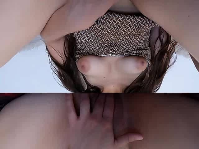 I love to masturbate and touch myself in front of my friend