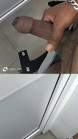 See me Groan and Wank at my Desk in advance of I Cum