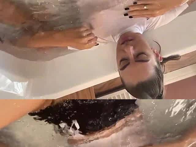 18yo Waitress Having Sex With Old Busnisman