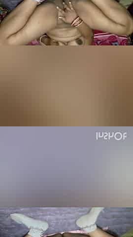 Desi Indian Savita Bhabhi Fingaring Her Pussy Jussy Desi Pussy if You Like My Pussy Follow Me