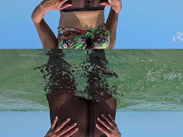 888 Black Cdr Pantyhose in the Sea
