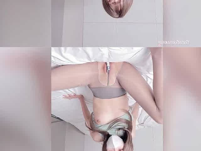 Drilled the gray wife hard, making her cum and cum continuously