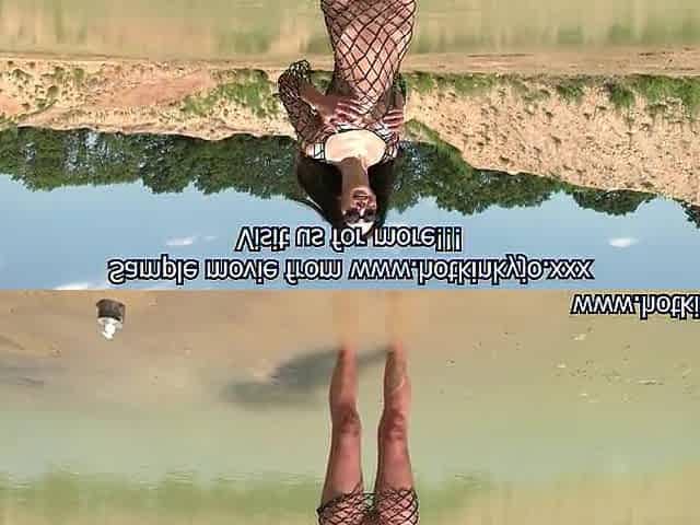 HKJ anal fisting in shallow water