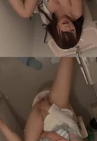 She Masturbated in the Toilet and Squirted a Lot! Allowed to Get Fucked Immediately! 1