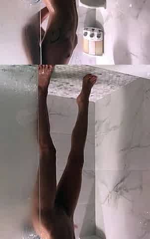 Amateur young teen solo masturbation on her livingroom