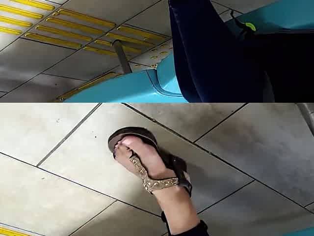 Wonderful Blonde Girl Exposes Her Feet In Thong Sandals At Post Office