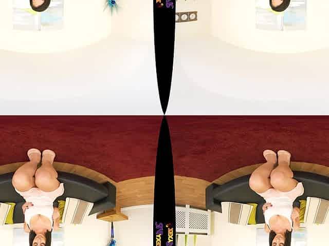 Couch Potato; Solo Striptease Brunette Big Tits Natural Fit Curvy