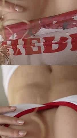 Ultra-babe Sucks My Dick Like a Chupachups