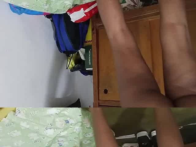 Cleaning hotty is filmed with her large butt - I met her on Sxhorny.com