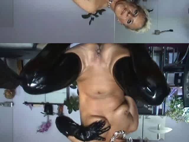 Mature German Milf Pussy Play and Squirt