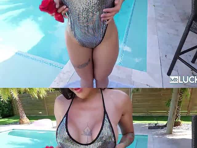 Alice Thunder Fill Her Holes With Booty Plug And Dick