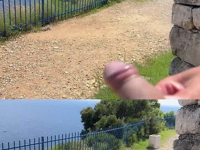 Public Knob Flashing - Beauty Assist Me to Cum in Mountains