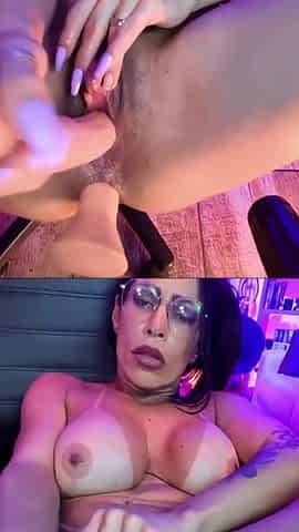 Cosplay and her recorded jointly in an private pont of time