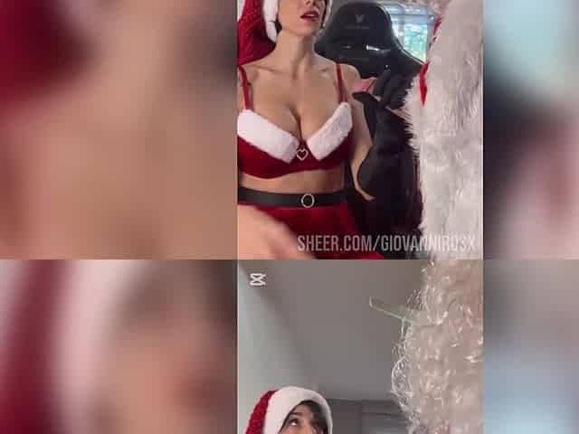 Mrs Claus Eats Santa's Cock