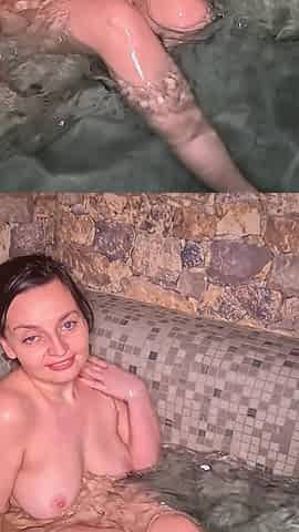 Wet Hotwife Gives a Blowjob Underwater