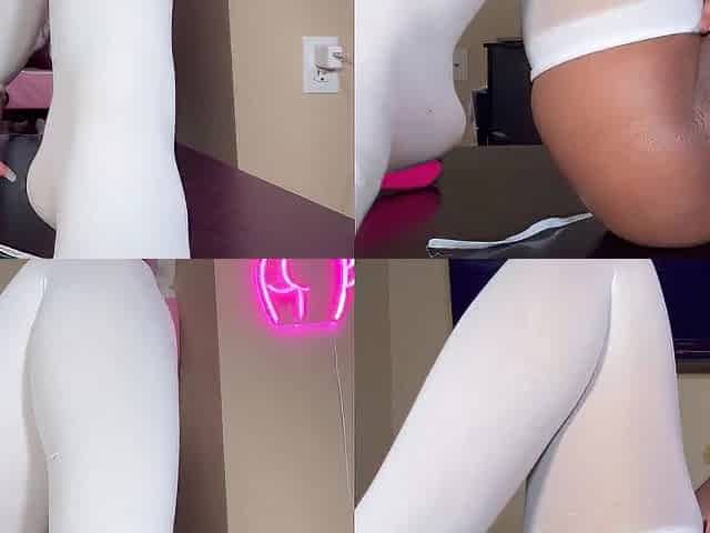 KhloeSweet CG - Begin With Her Domi But Pretty soon Takes a Ride on the Screw Machine to Cum