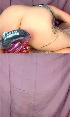 USA Tight big boobs latina masturbating on webcam