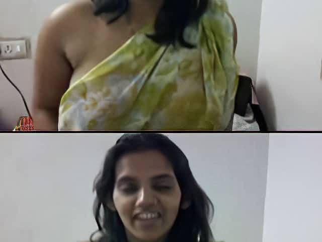 Indian mother I'd like to fuck does a little disrobe tease with saree