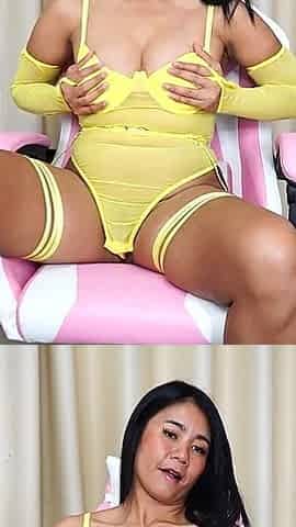 Big Vibrations in Sexy Lingerie