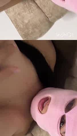 Massive constricted cunt ejaculates lots of Colombian doxy's milk