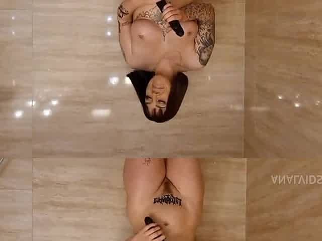 Cute Inked & Pierced Big Booty Babe Chrystal Sinn Gets Balls