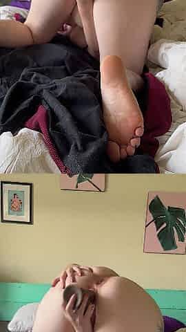 Little enby plays with soaked vagina til squirting