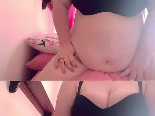 Horny BBW Grinding and Riding Her Pillow