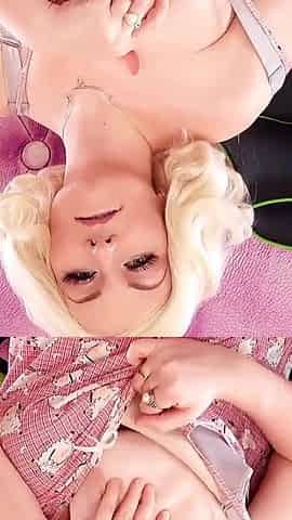 Sexy Hot Moaning Housewife Solo Pussy Masturbation Wet Pussy Deep Penetration Clip