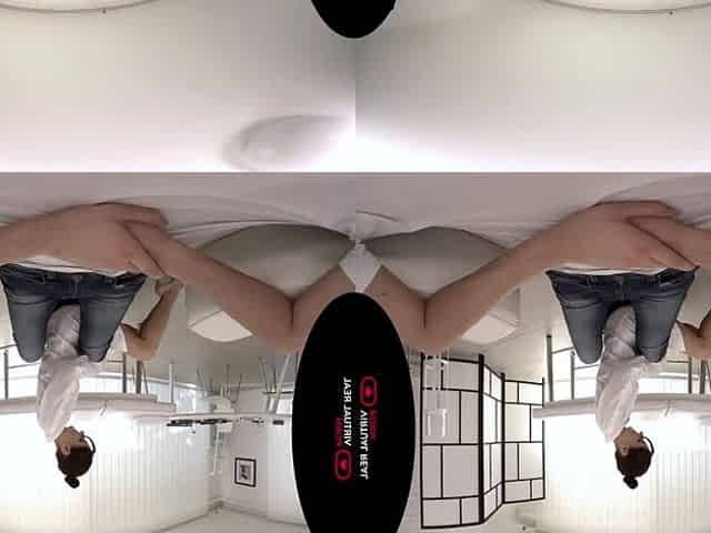 VirtualRealPorn.com - Doctor Juicy