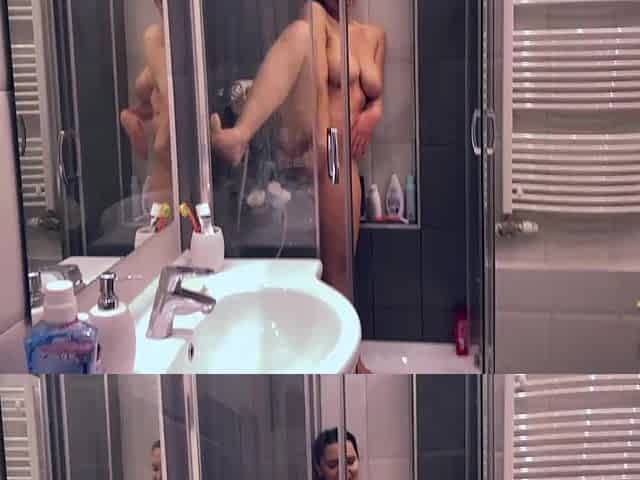 Sneak Recording Of Kira Queen During the time that Masturbates In Shower!