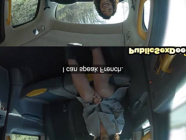 Real ebony tourist cockriding in public