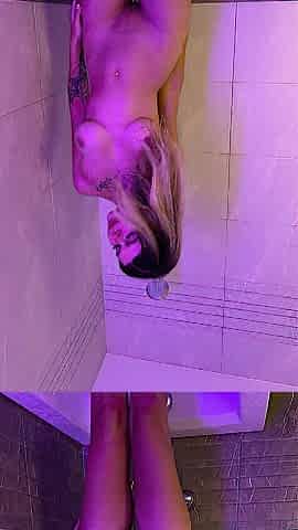 Juicy twat wanted a hard schlong in the shower