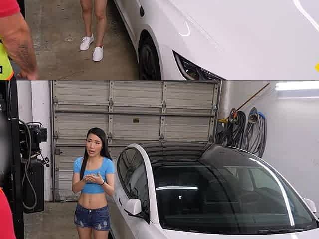 Petite Asian Gi Joey gets her tiny pussy fucked by Kiki King
