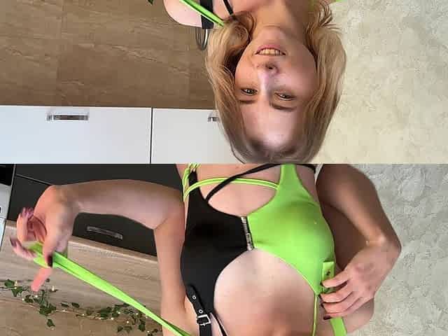Kitchen Secrets in Bikini. From Teasing to Deep Play
