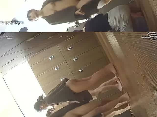japanese public bathroom changeroom.***