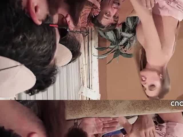 La Tetona Britney Deja Seco Al Predicador - Britney Amber In Group Fuck