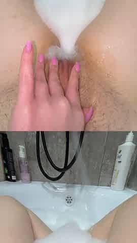 Hairy Pussy Takes a Shower