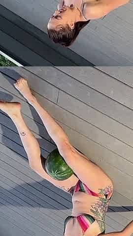 Hand Stand Blowjob Cumshot After She Lose the Game You Never See That Before