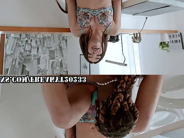 Martina Smeraldi eats booty and craving for Giant BBC early morning