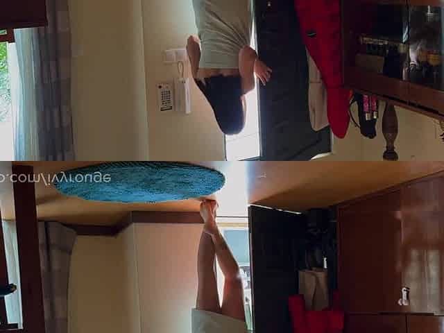 Pizza Delivery Chap Sees Exposed Wife. 100% Real