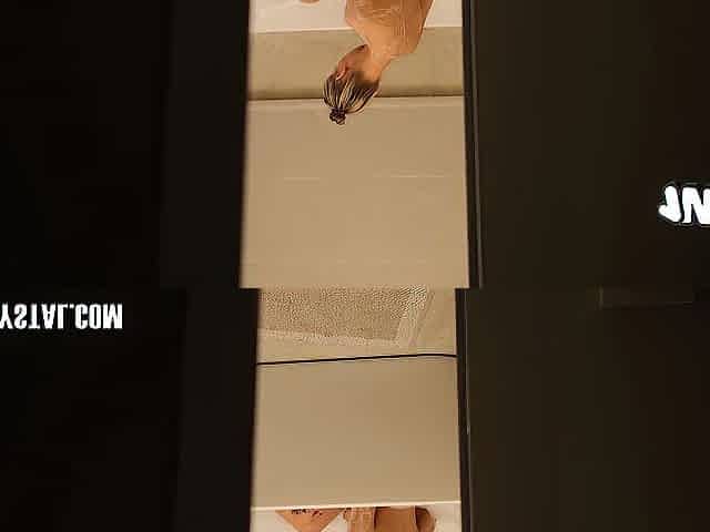 Sexy Neighbour Uses My Shower I Use Her Face - BJ, FJ, Facial. Part 1