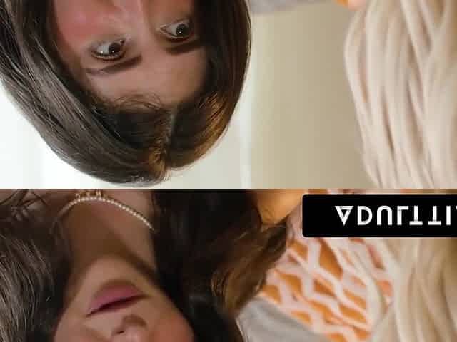 Bella Bends And Jane Wilde - Experienced Milf Tribs