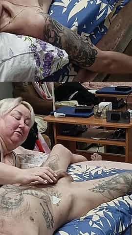 Stepmom Gives Deep Blowjob to My Cum