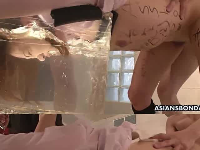 Japanese Salacious Whore The Hell Of Water And Pee