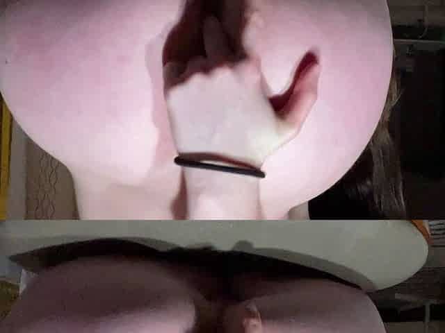 Amateur webcam girl masturbate big dildo