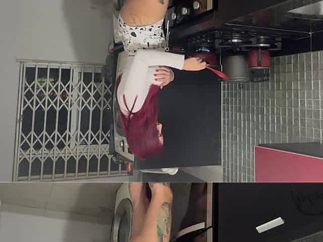 While Dinner Is Not Ready, I Get Dick in the Ass and Cum in My Mouth