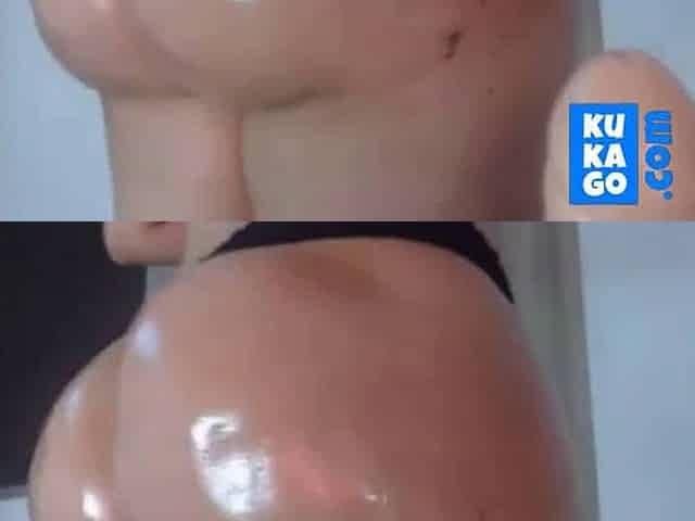 Big Colombian Latina Amateur Shows Off on Webcam