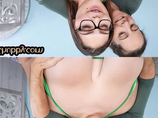 Amateur Lesbian Super Bbw Being Spoiled