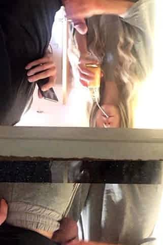 Amateur latina sucking big cock